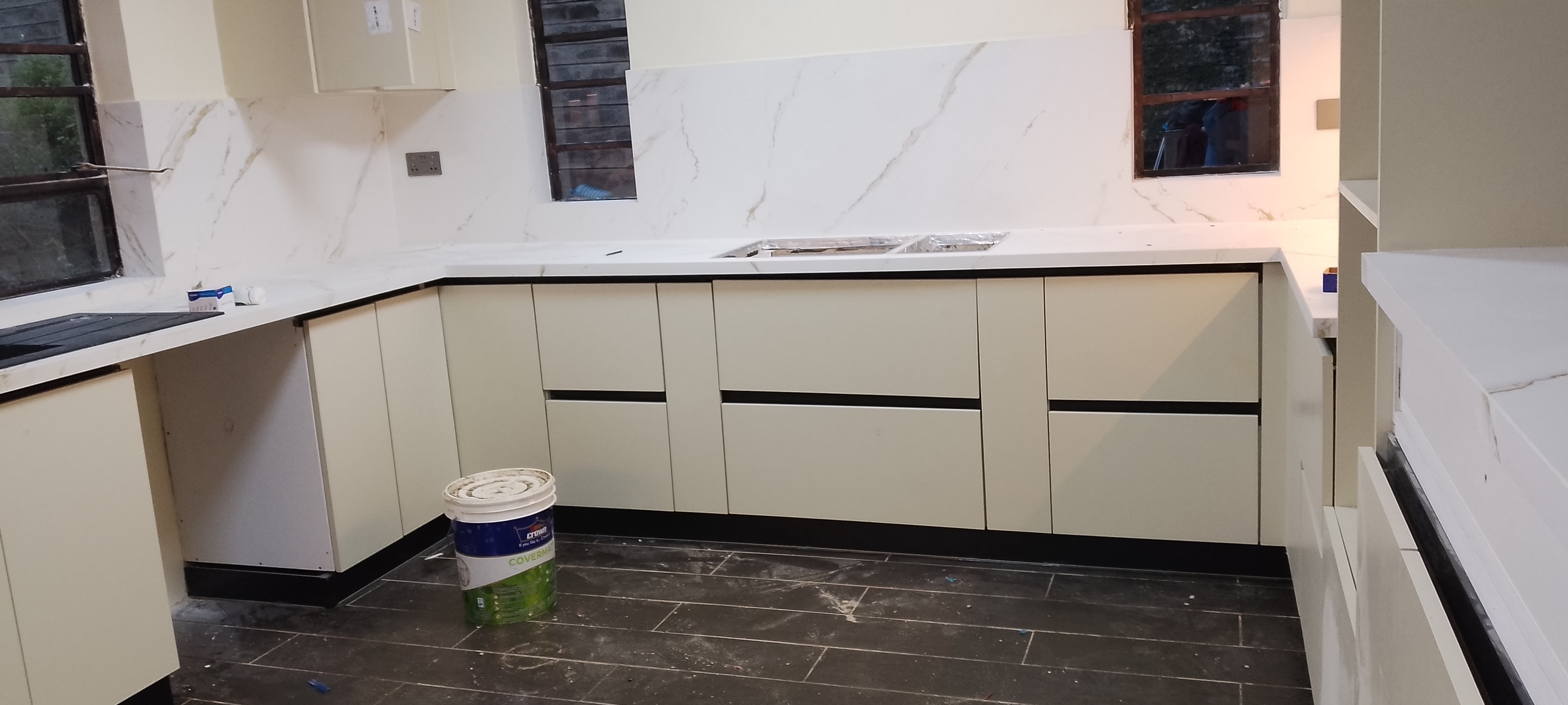 Kitchen cabinet image 8